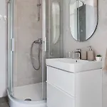 Enmari - Stylish Flat Near Center Lejlighed *