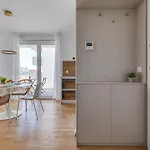 Lejlighed Enmari - Stylish Flat Near Center *