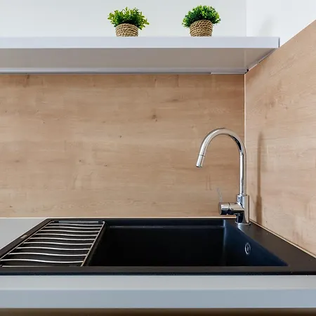 Enmari - Stylish Flat Near Center Апартаменты Задар