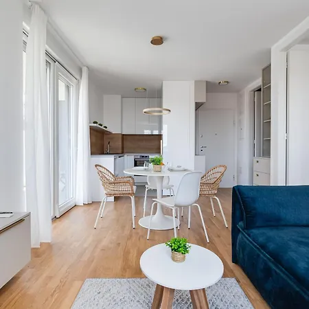 Апартаменты Enmari - Stylish Flat Near Center Задар